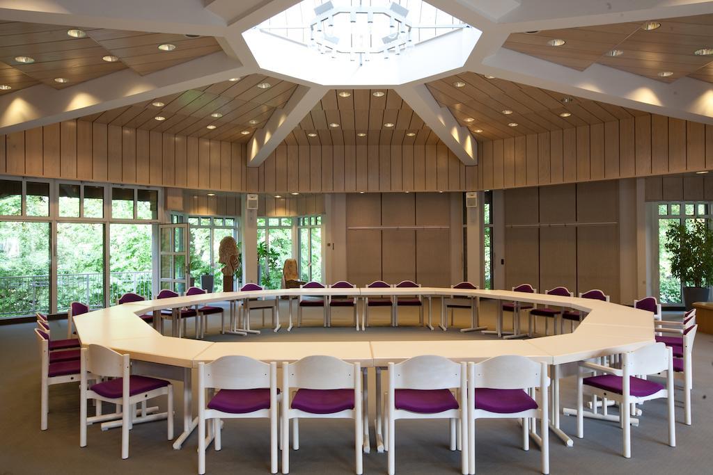 אוגסבורג Hotel Am Alten Park מראה חיצוני תמונה